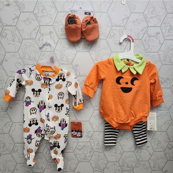 Nwt Unisex Boy or Girl Halloween Clothes Bundle,  Size NB - Picture 1 of 4
